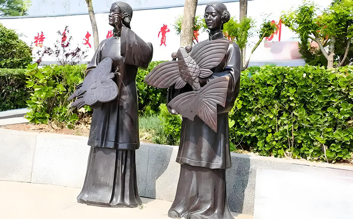 以銅為墨，鐫刻時代精神 —— 優(yōu)藝雕塑專注銅雕三十年